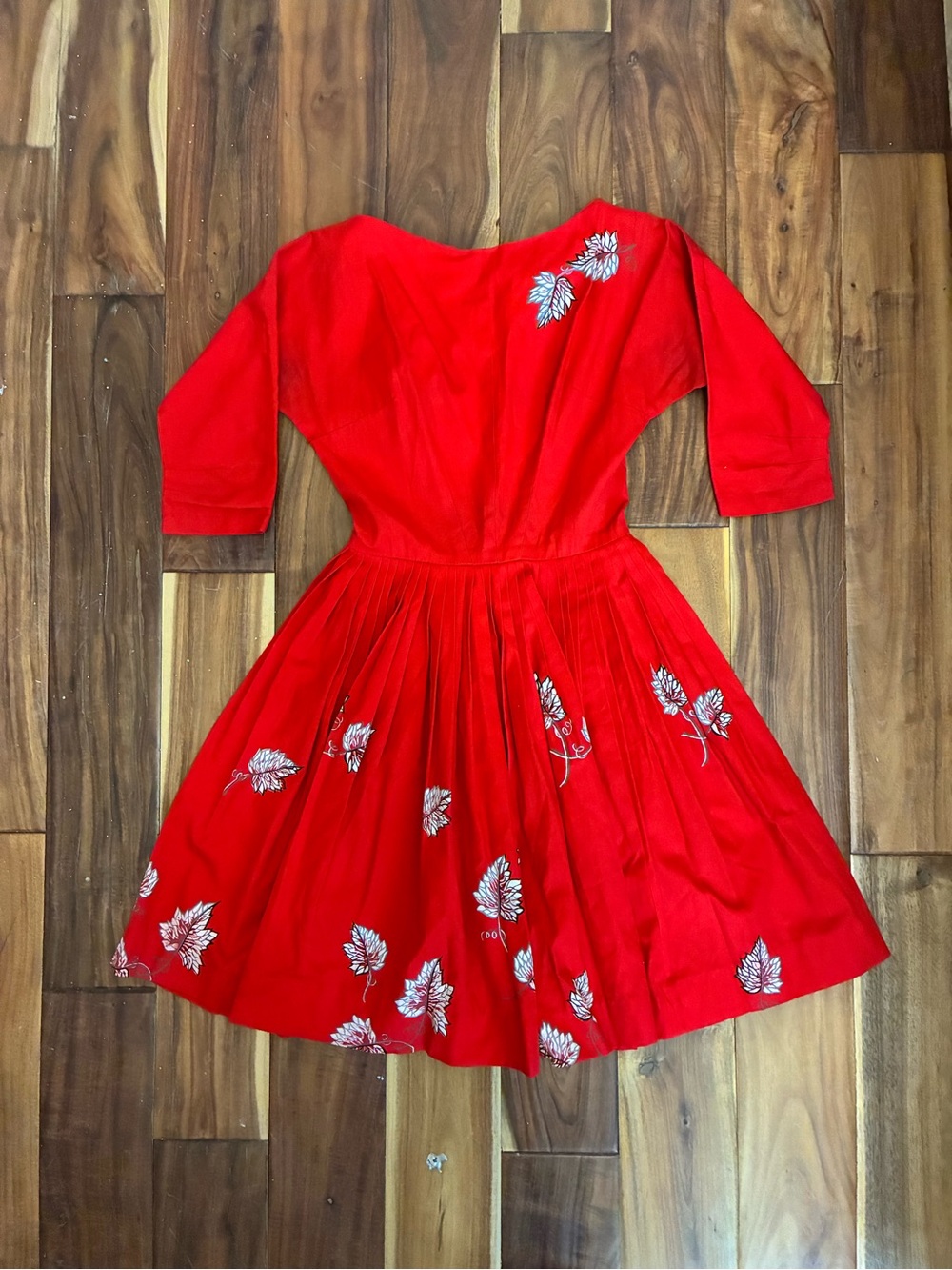 1960s Red Floral Embroidered Fit & Flare Dress